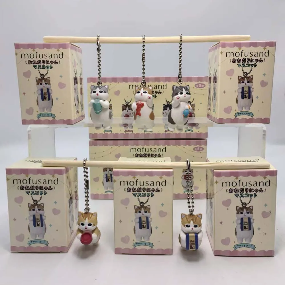 Action Figure Stand - صندوق مفاجآت ميدالية مفاتيح موفوساند على